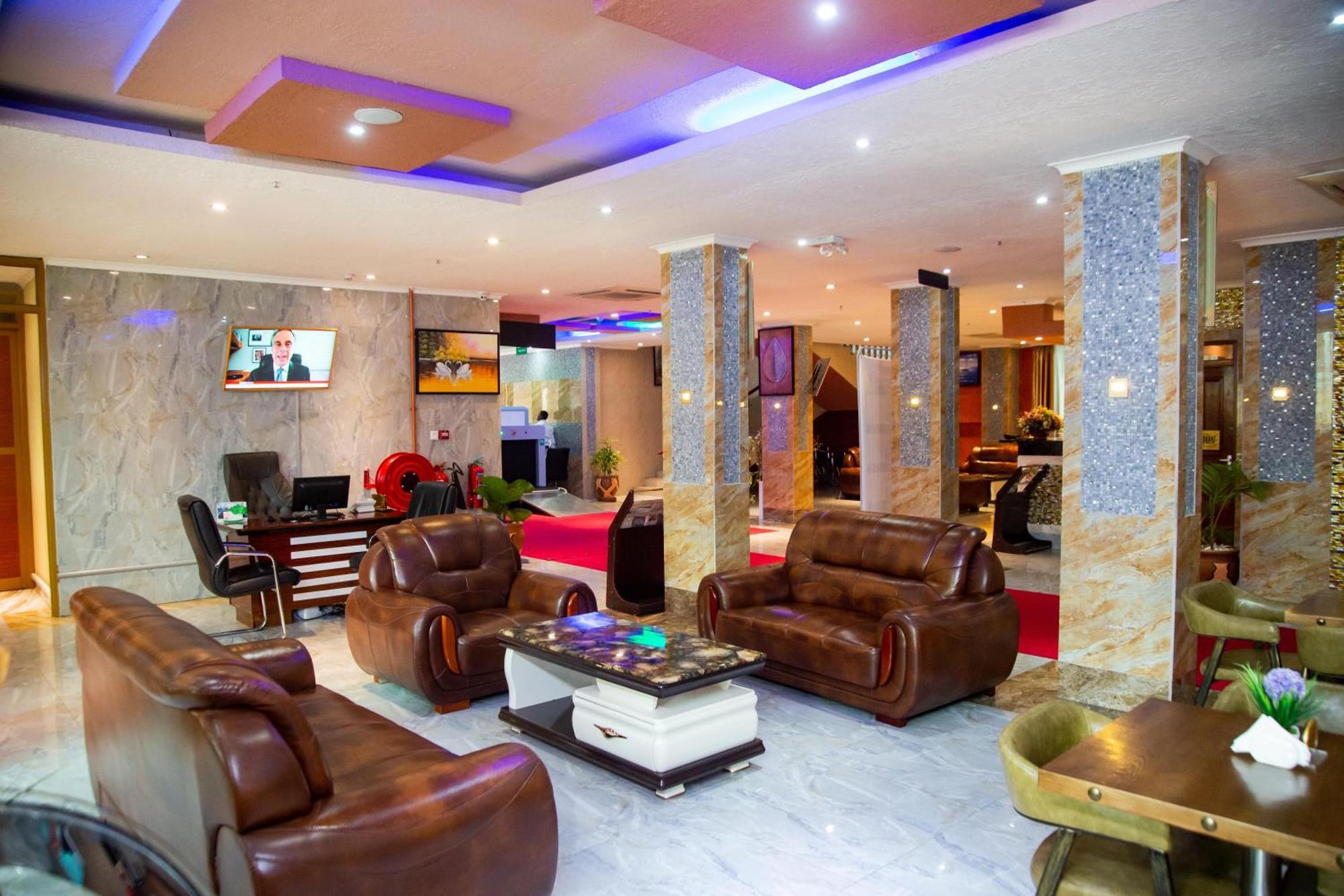 Tiffany Diamond Hotels Ltd - Makunganya Dar es Salaam Extérieur photo