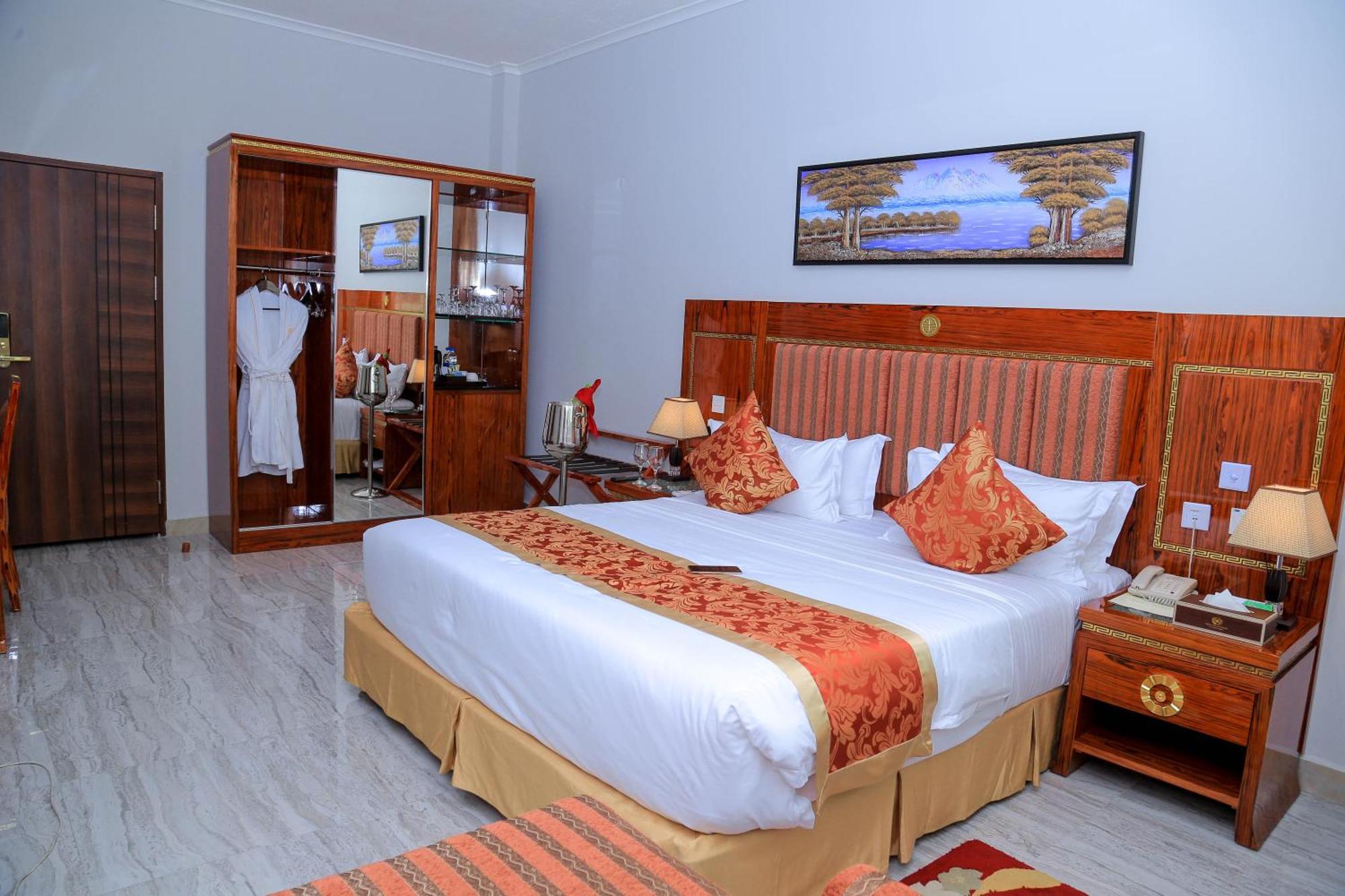 Tiffany Diamond Hotels Ltd - Makunganya Dar es Salaam Extérieur photo