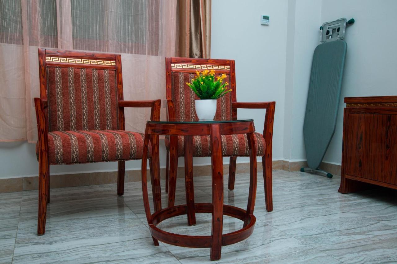 Tiffany Diamond Hotels Ltd - Makunganya Dar es Salaam Extérieur photo